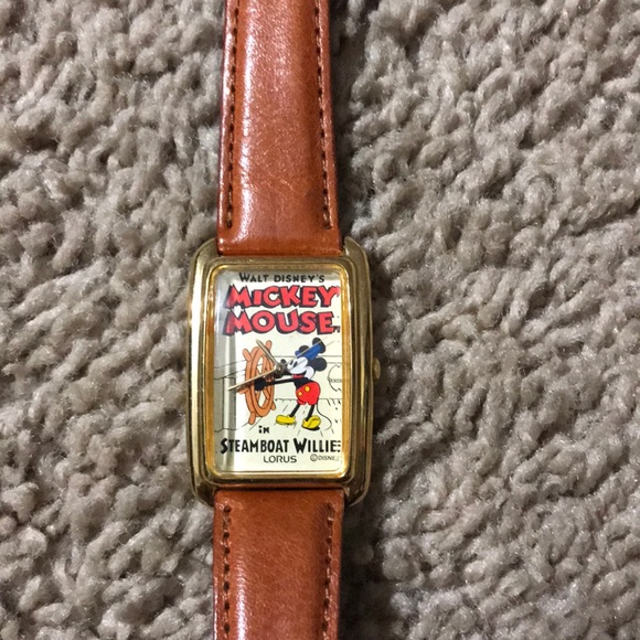 Disney watch - Picture 2 of 4
